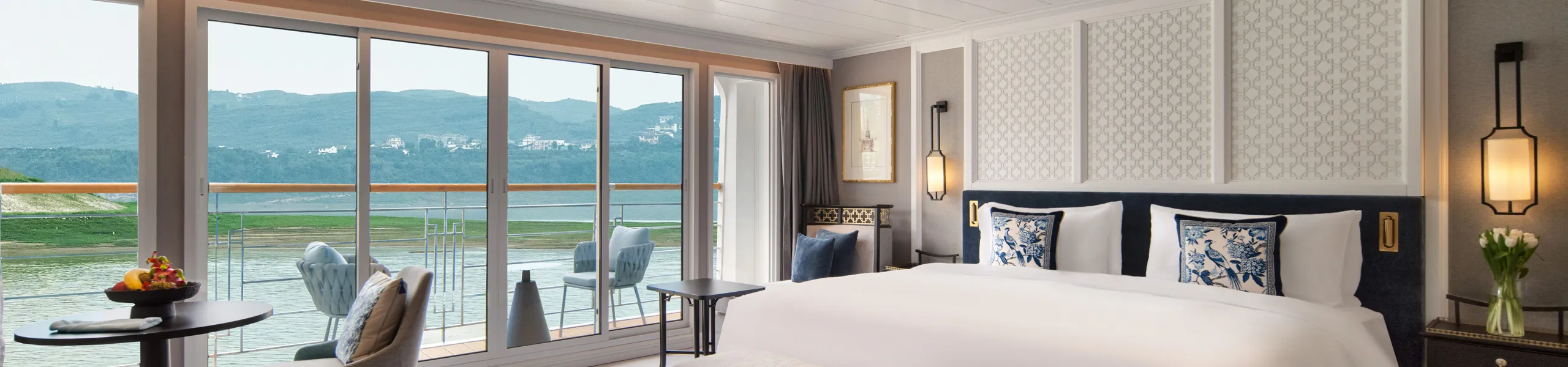 Yangzi Explorer Ambassador Suites