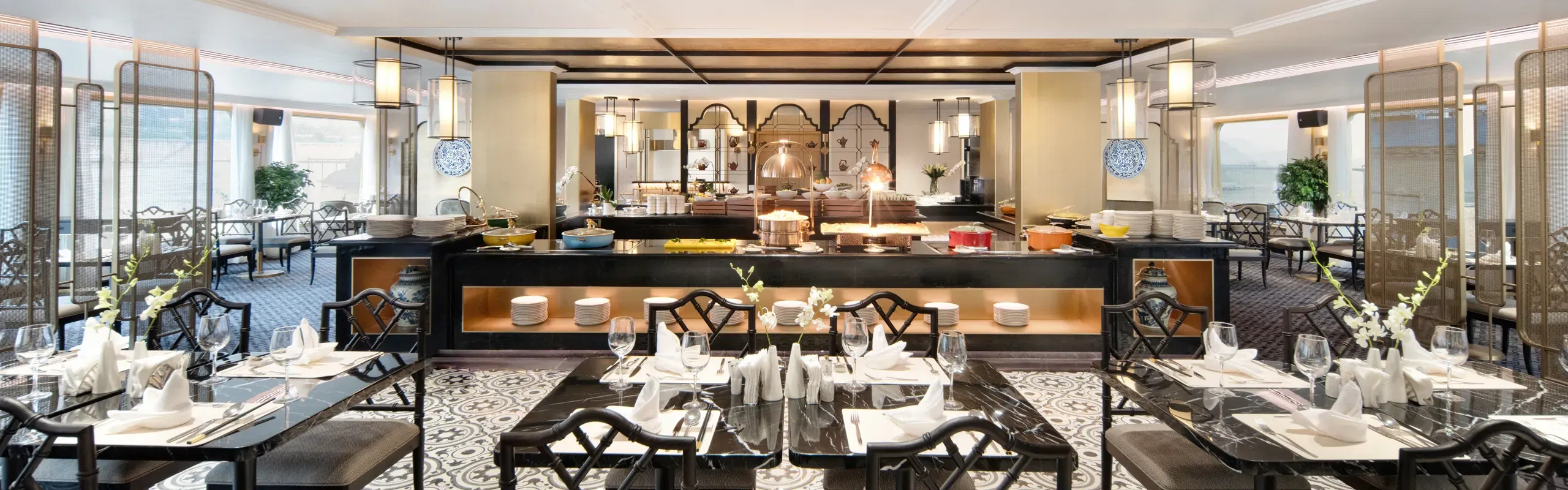 Yangzi Explorer Dining Experiences