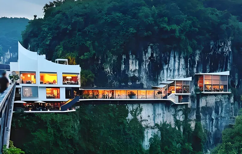 Yangzi Explorer & Yichang Tour