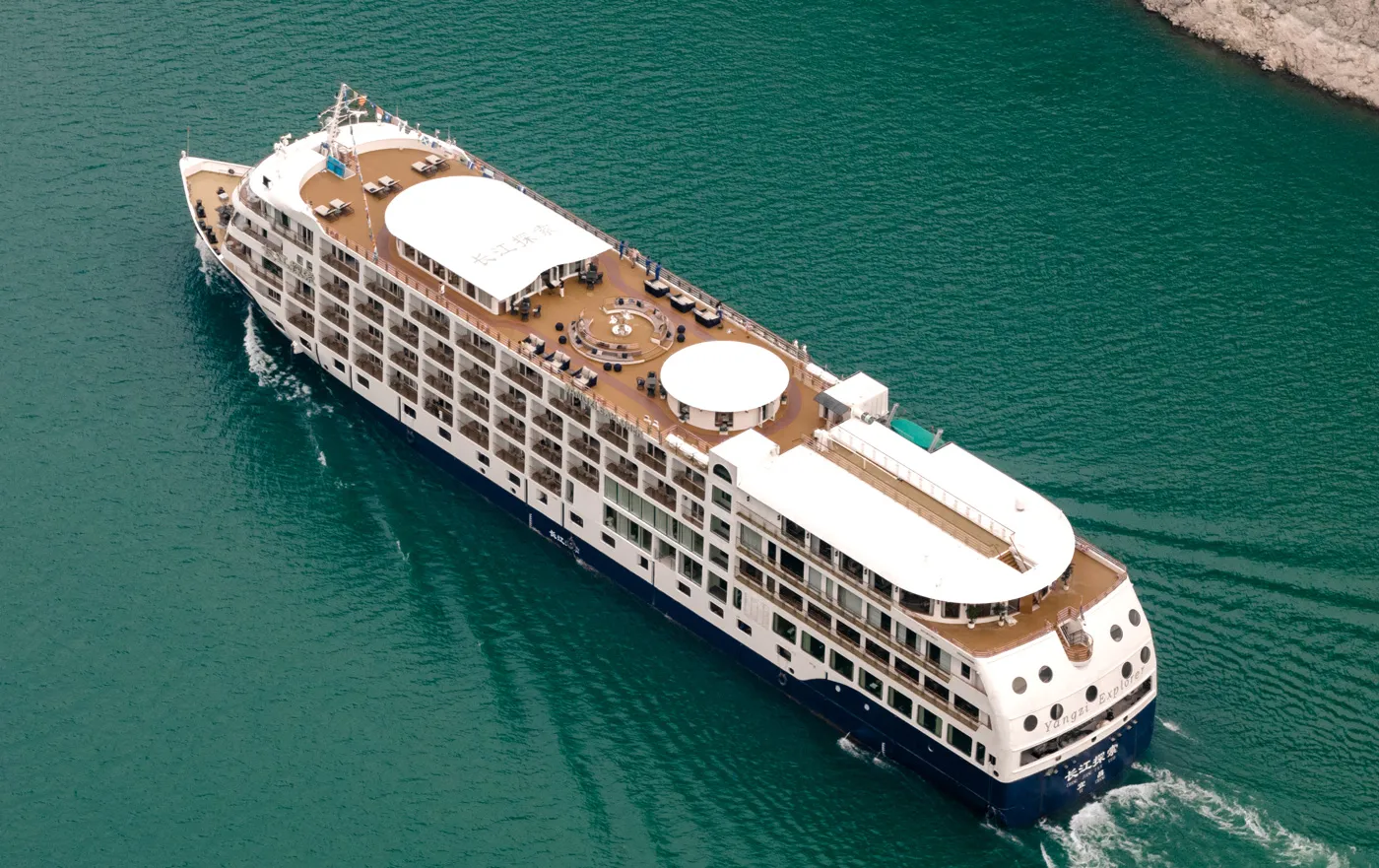 Yangzi Explorer Sailing