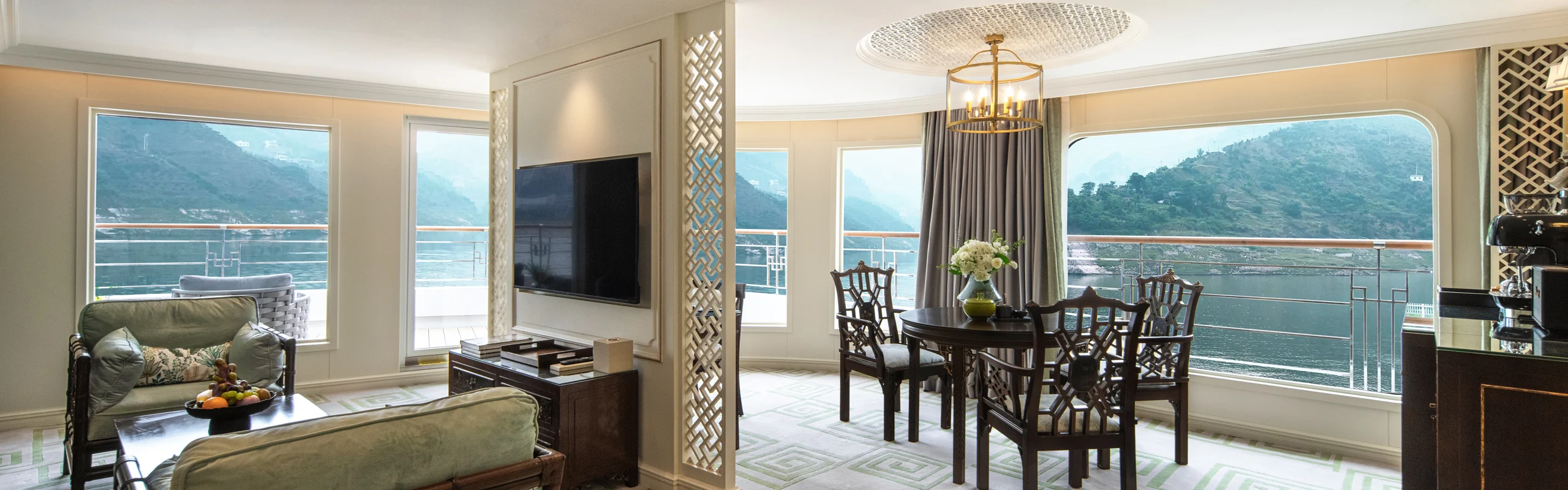 Yangzi Explorer Mandarin Suite