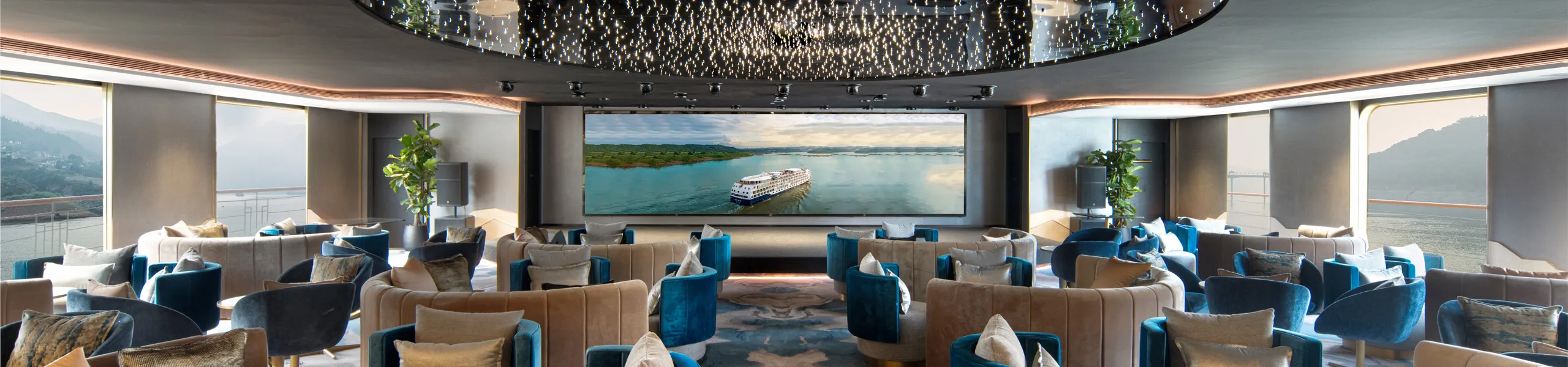 Yangzi Explorer luxury cruise exterior