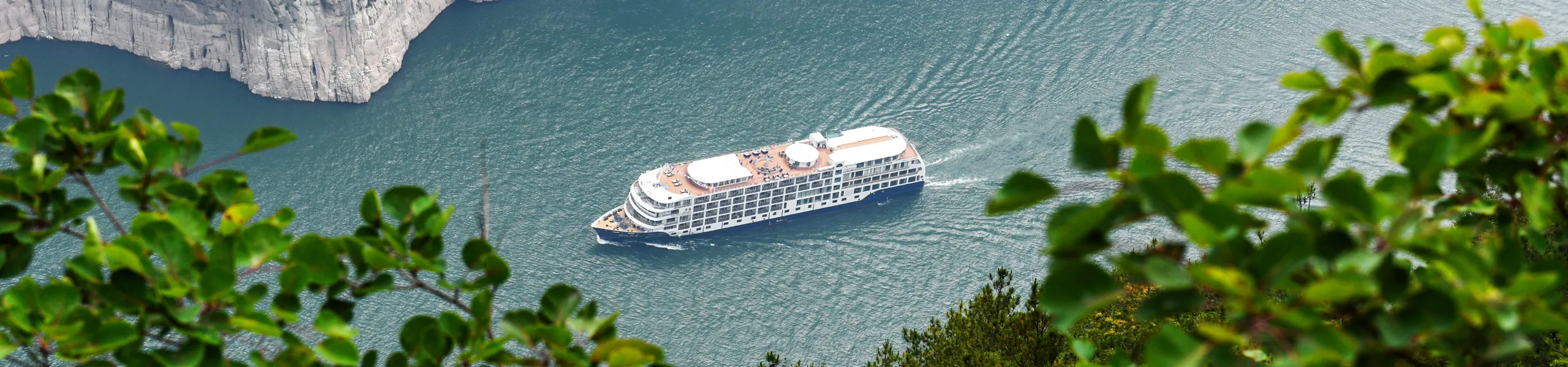 Yangzi Explorer luxury cruise overview